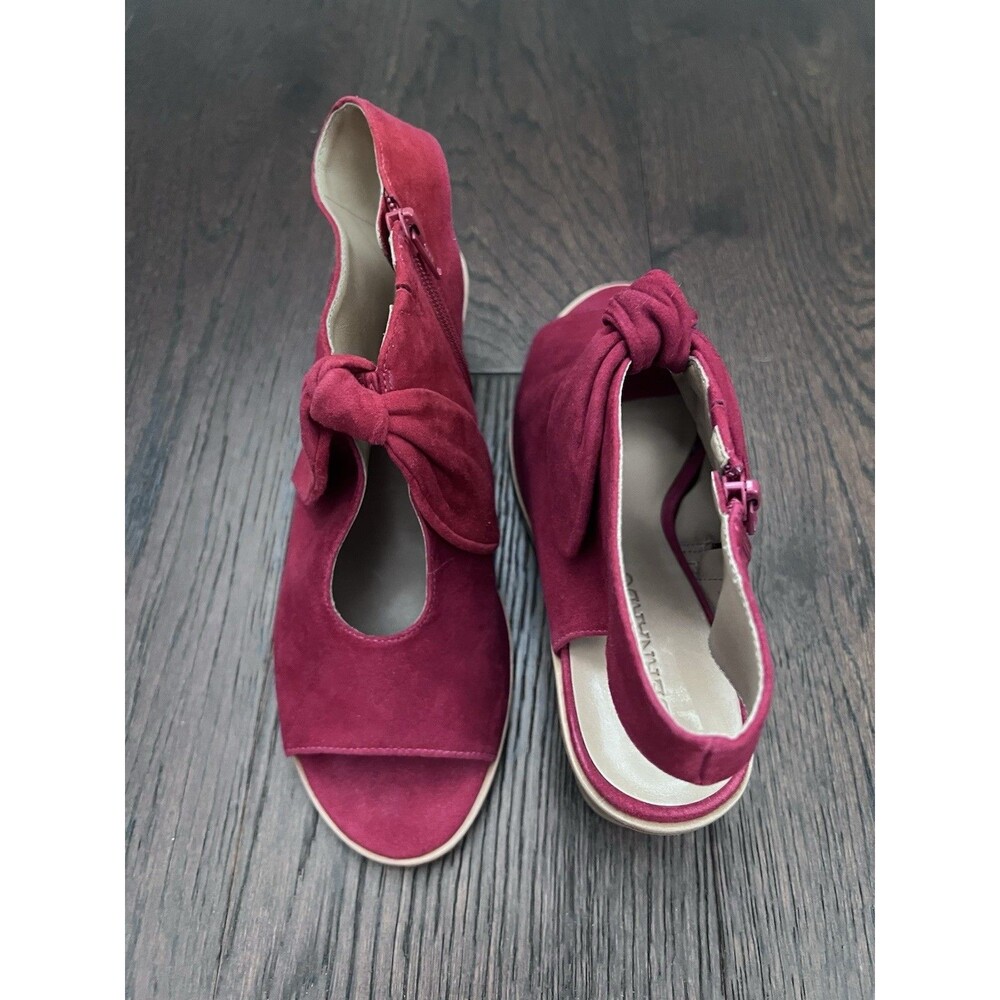 Bernardo Red Suede Lizzie Heels Bow Front Size 8M EUC